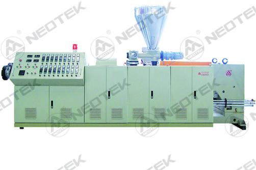 Parallel twin screw extruder