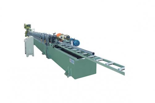 Octagonal pipe machine