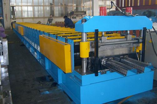 Deck Floor Roll Forming Machine