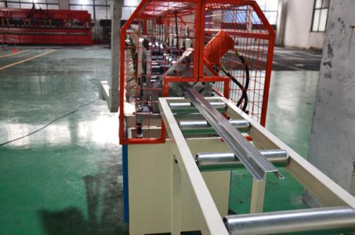 0-12m/min working speed roof batten roll forming machine