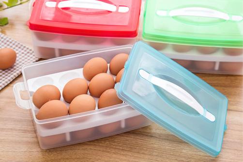 Portable double egg plastic crisper