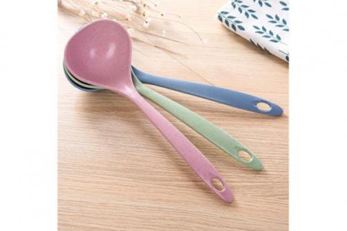 Wheat straw spoon