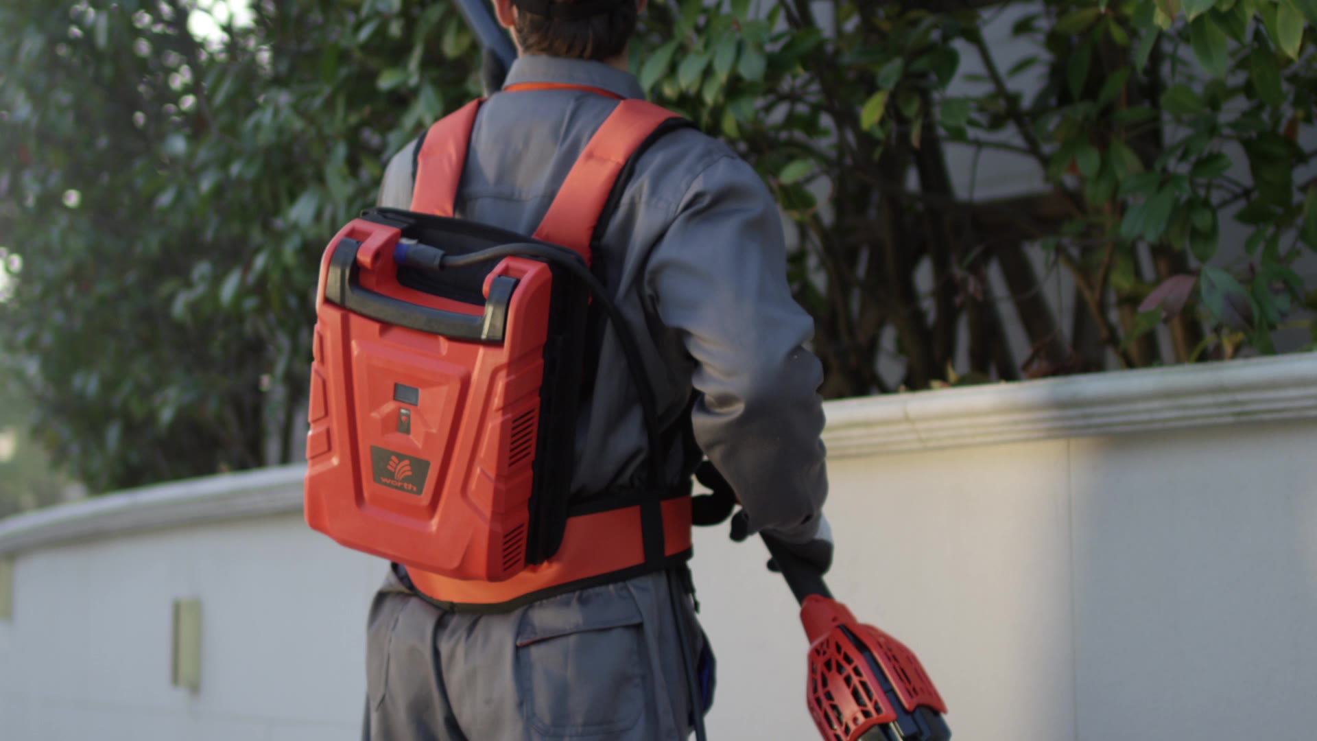 Pro 84V Cordless Pole Hedge Trimmer