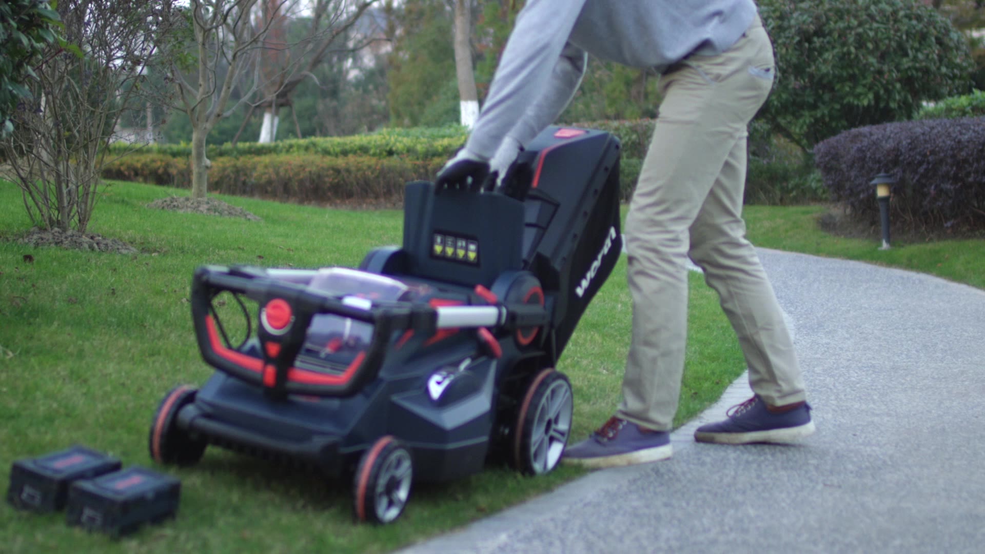 84V Lithium Brushless Lawn Mower