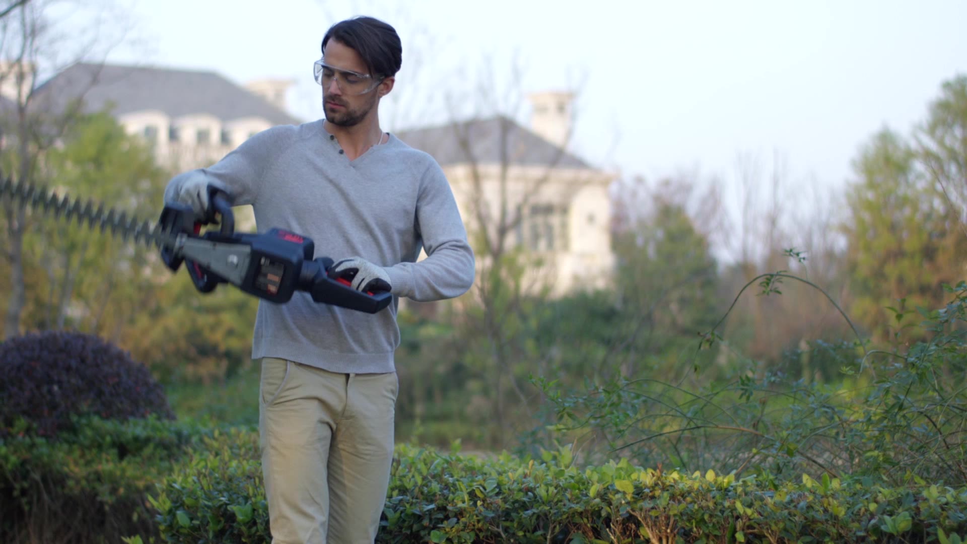 84V Lithium Brushless Hedge Trimmer