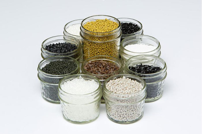 High Performance Materials (160-220 ° C)