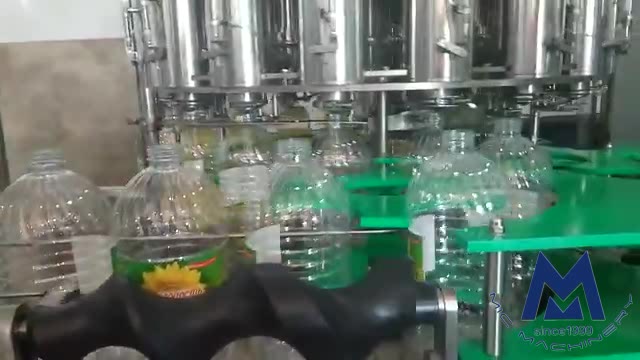 Rotate Oil Filling Capping Machine