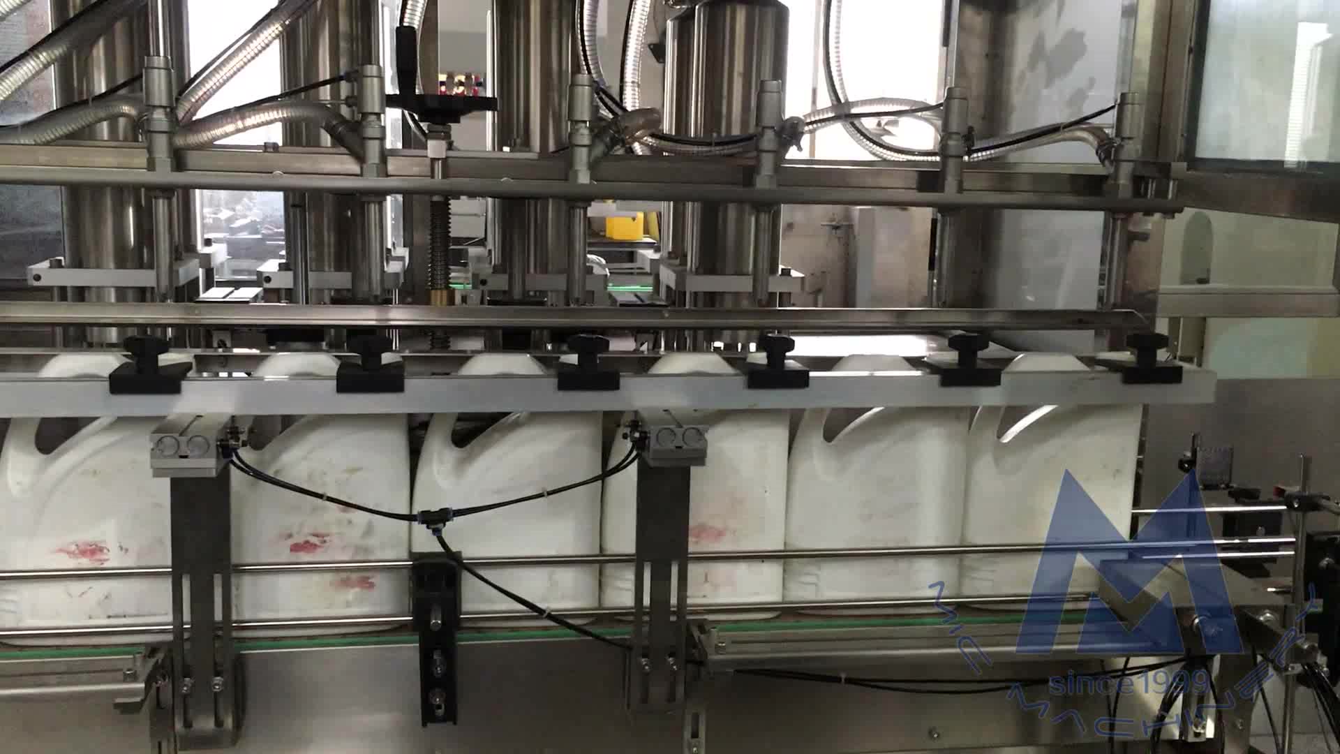 Sauce Filling Machine(MIC-ZF8 8Heads Piston Filling And Cpping Mchine)