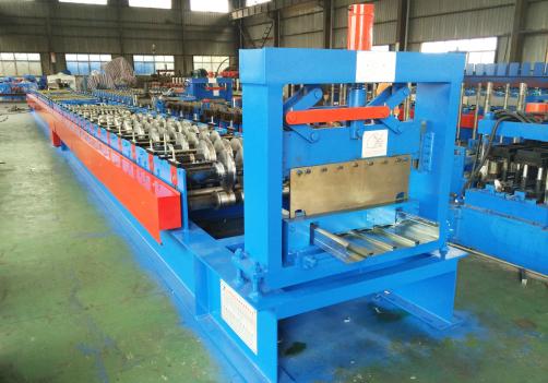 Metal Deck Roll Forming Machine