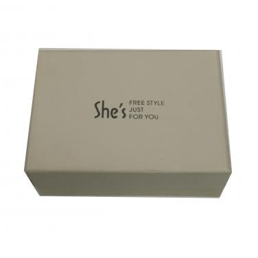 Foam lining gift paper packing box
