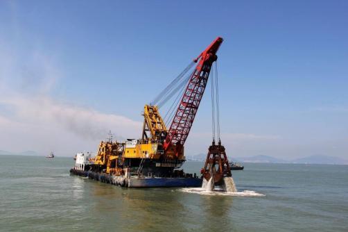 Floating Crane 10