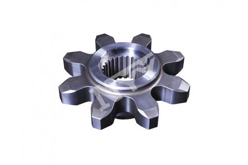 Mining machinery travelling gear with spline