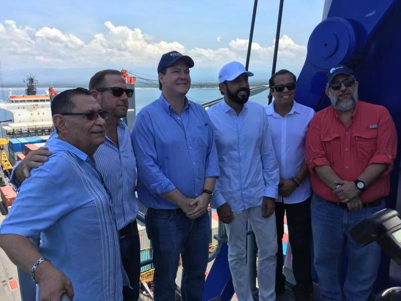 President of El Salvador visits GENMA MHC
