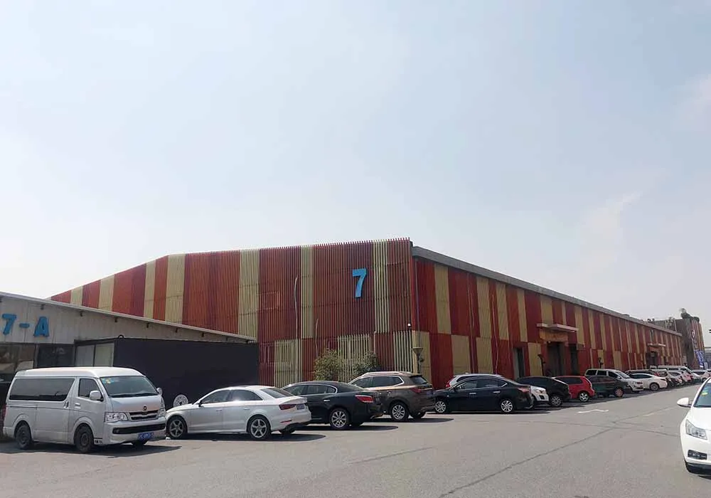 Nuestro taller de producción en Wuxi; nuestro almacén y centro logístico en Shanghái; nuestro centro de logíística/servicio en Altena, Alemania para Europa..